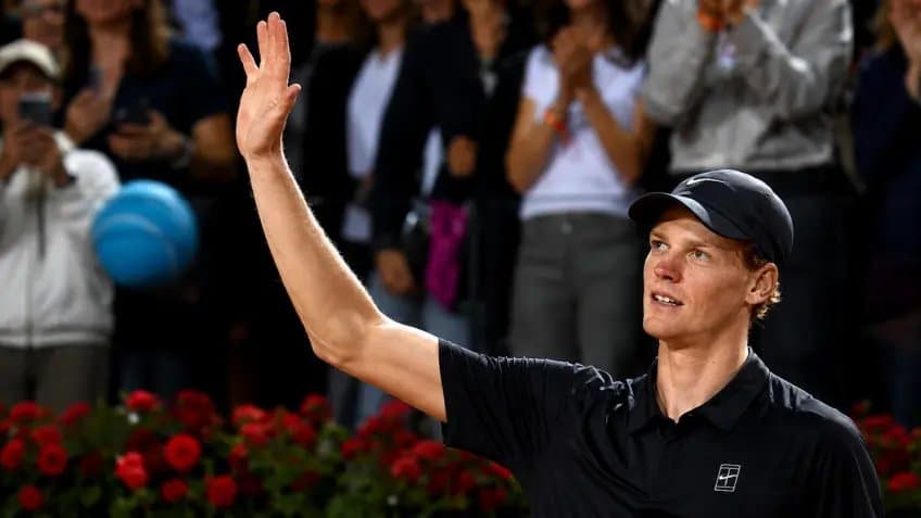 Darren Cahill explique pourquoi Jannik Sinner n’est pas “robot”