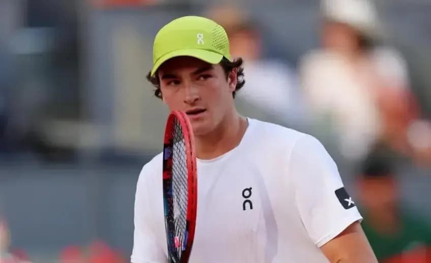 Fonseca débute fort à Monte-Carlo avec un 6-2 6-3