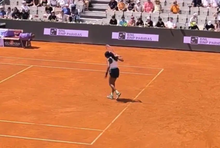 Gauff a frappé deux fois avec sa raquette à Rome
