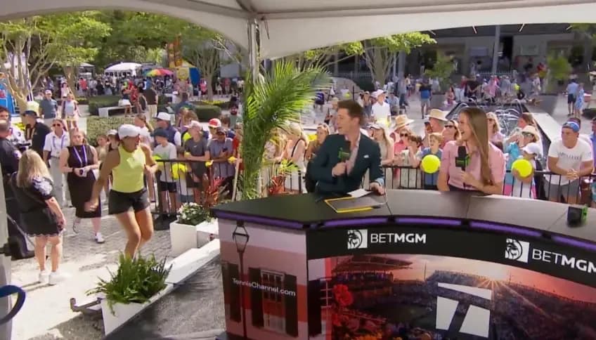 Keys en demie à Charleston : 2'56" pour arriver à l'interview