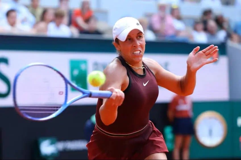 Madison Keys renverse Starodubtseva et file en finale à Paris