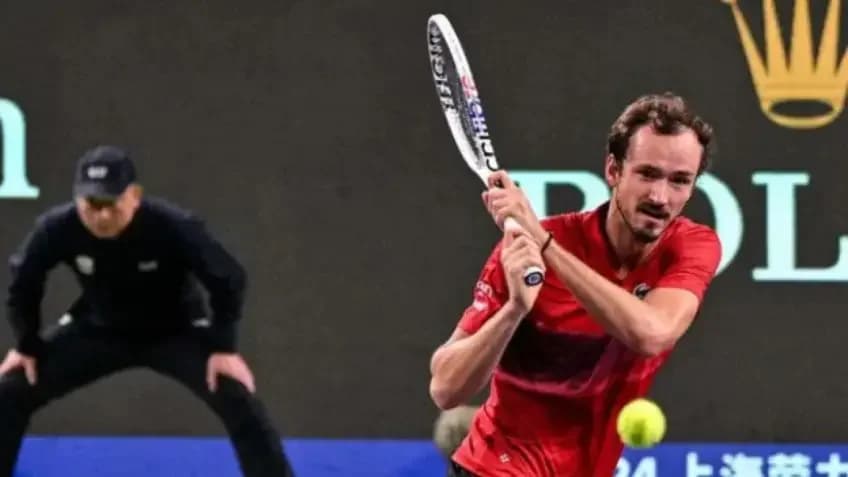 Medvedev éliminé à Miami, piégé par les conditions