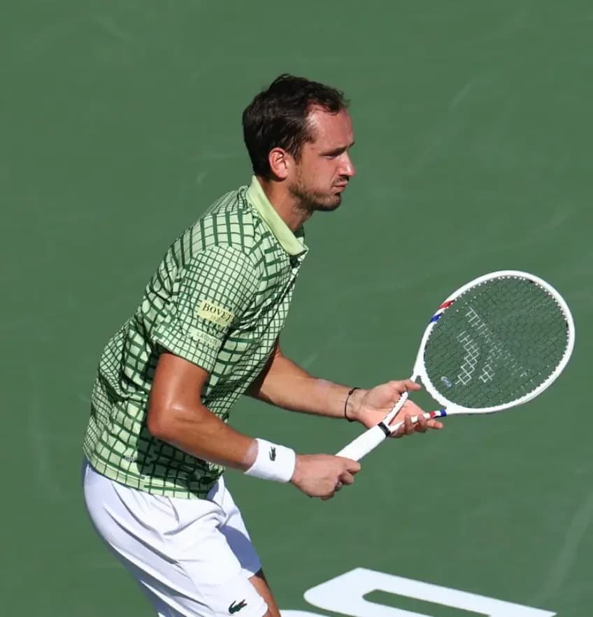Medvedev évacué de Dubaï, concentré sur Indian Wells