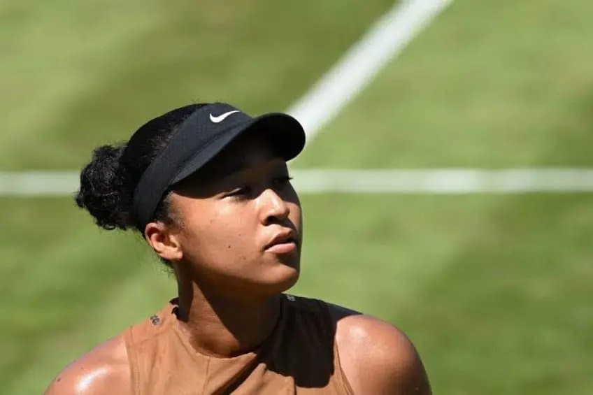 Naomi Osaka se retire à Bad Homburg, inquiétude au pied