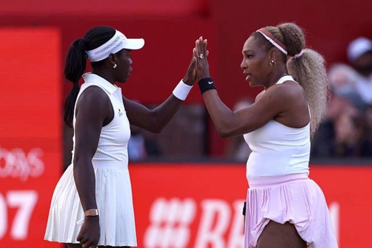 Queen’s : Serena Williams gagne dès son retour en double