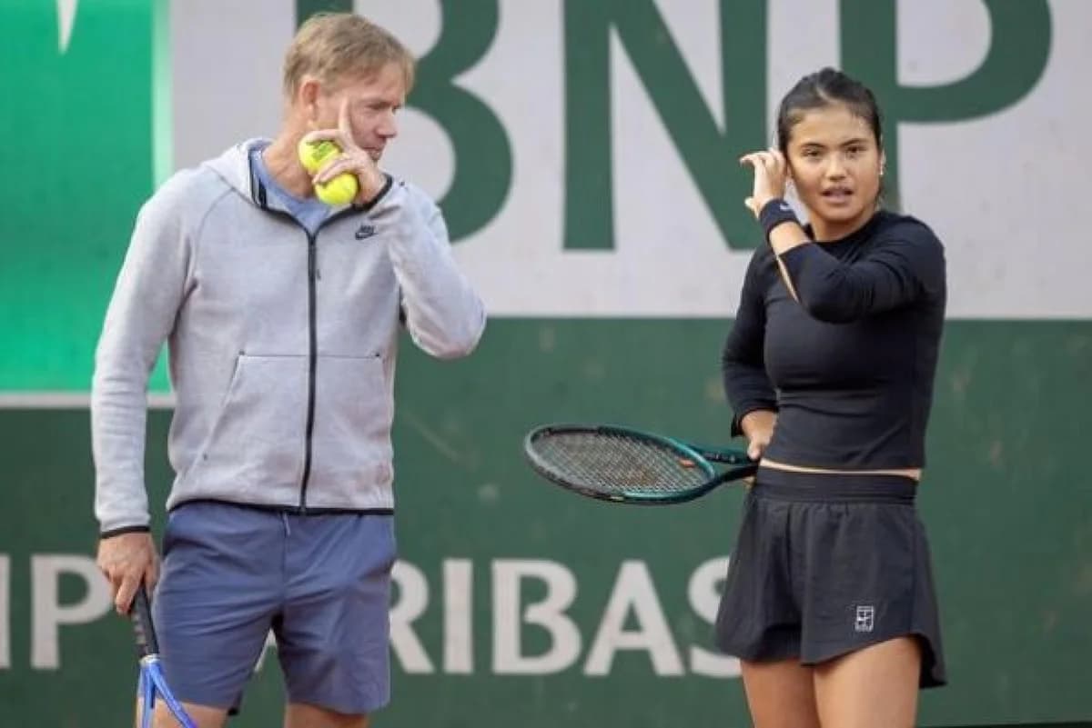 Raducanu rappelle Petchey pour le Sunshine Double