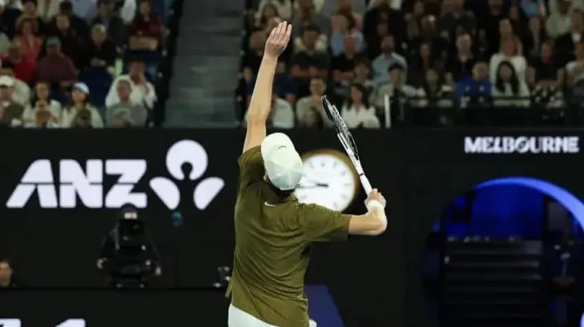 Sinner en demies à Miami : Navratilova décrypte ses failles