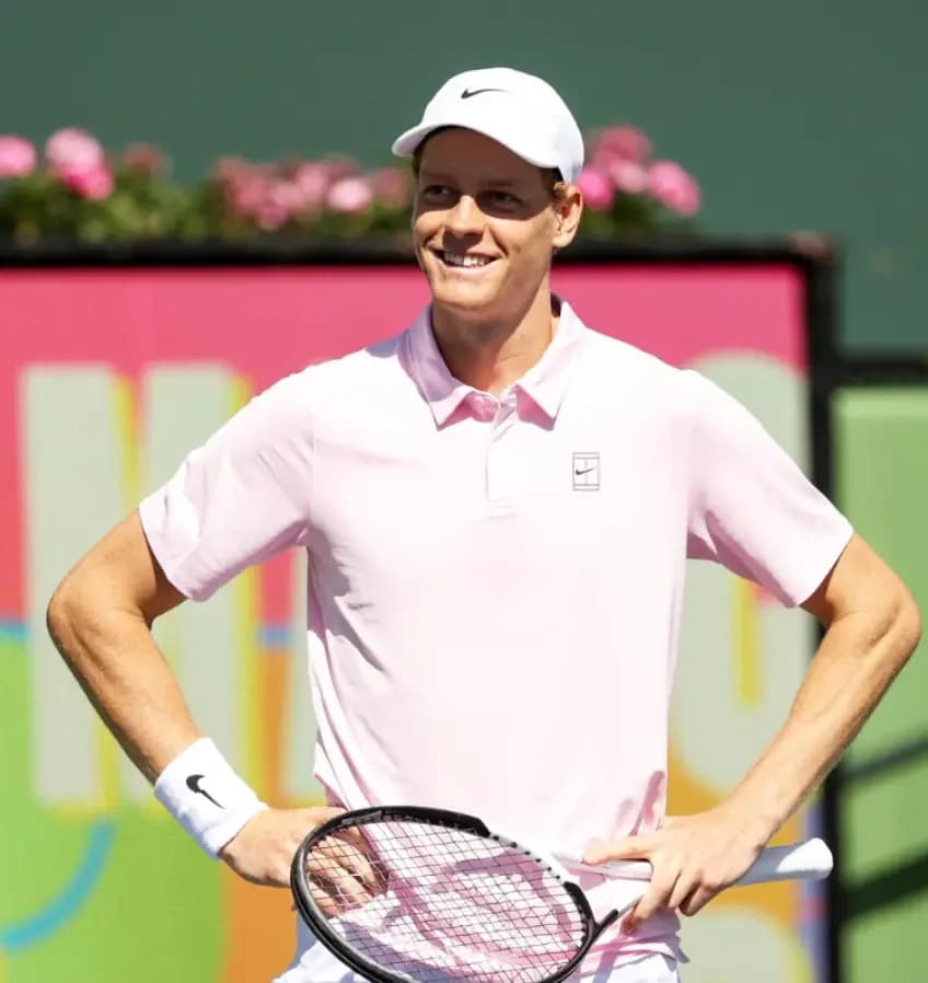 Sinner en finale à Indian Wells malgré une gêne au dos