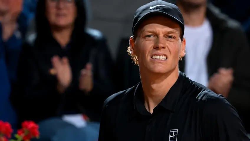 Sinner a souffert à Rome, mais a dominé Medvedev en demi-finale