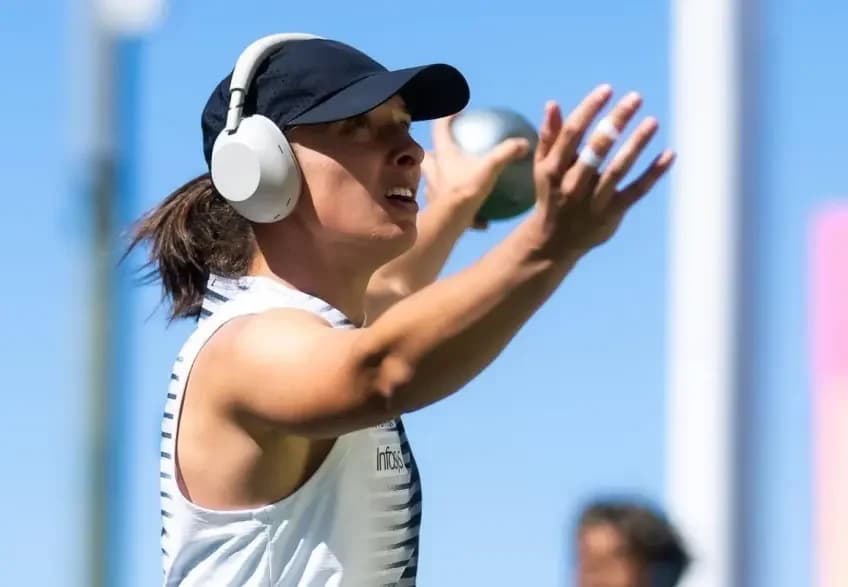 Swiatek s'impose à Indian Wells et parle cinéma