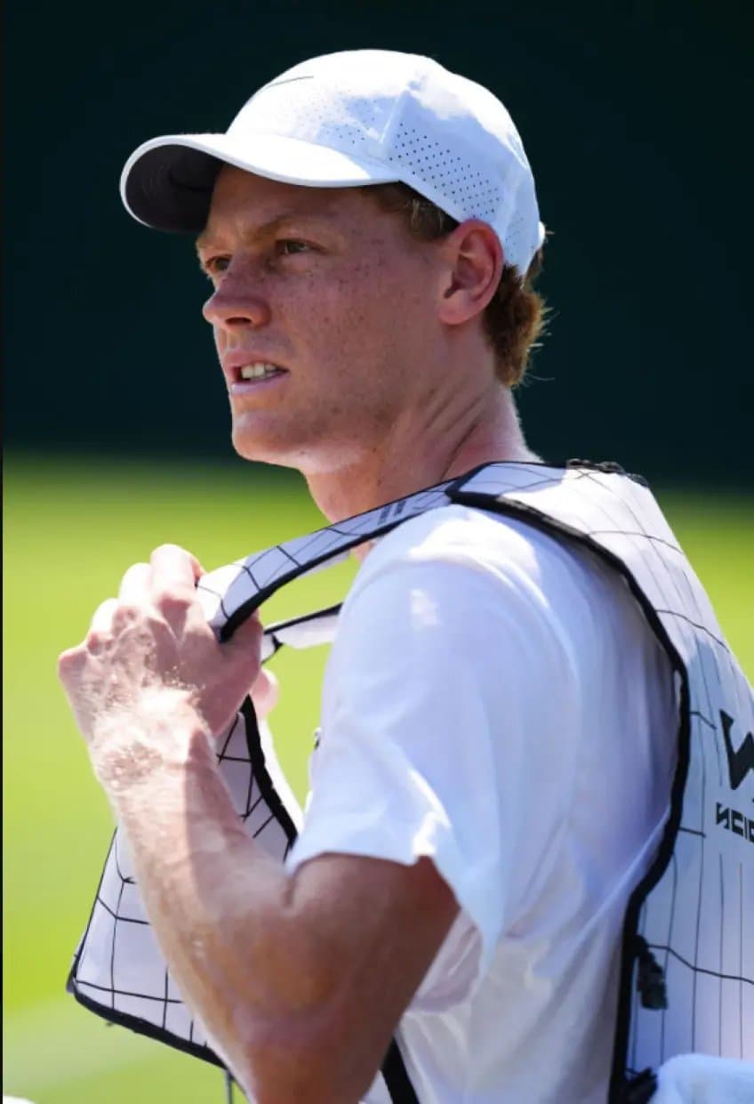Wimbledon : McEnroe juge le match de Sinner contre Struff